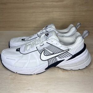 Nike VK2 Run Running Shoes White Platinum Tint Women’s 11.5 HF5342-100